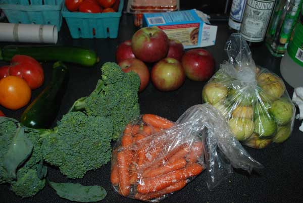 Broccoli, carrots, tomatillos, apples, tomatoes